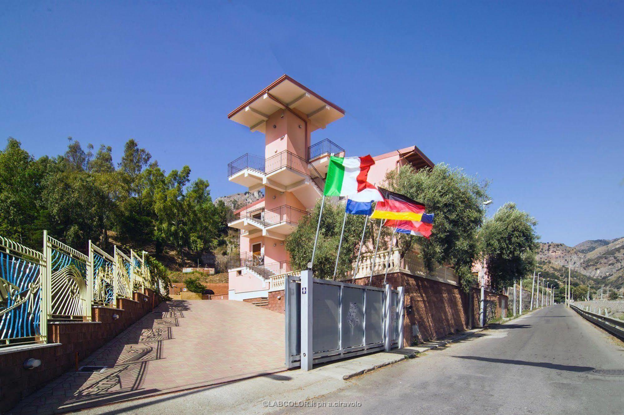 Residence Villa Mare Taormina Letojanni Exterior photo