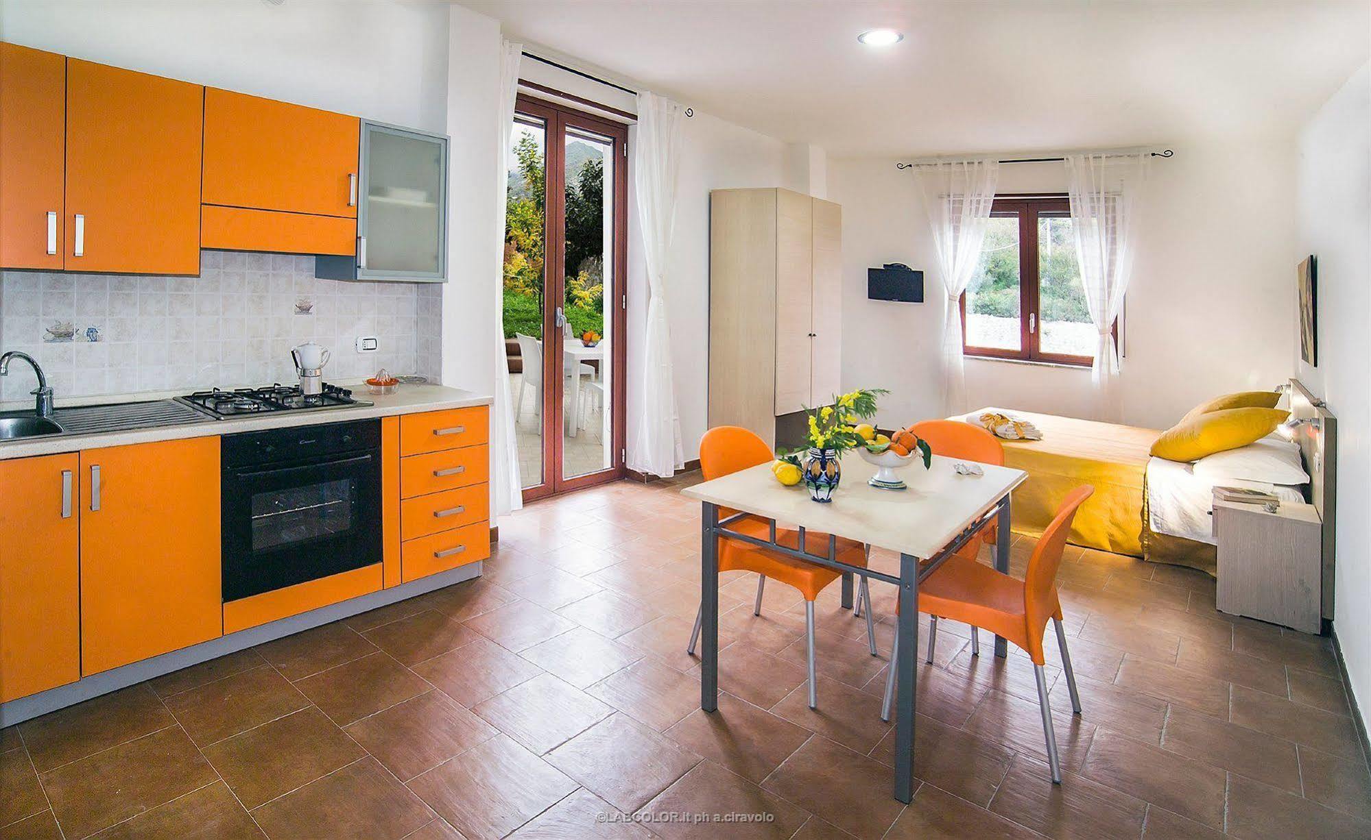 Residence Villa Mare Taormina Letojanni Exterior photo